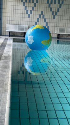 Vorschaubild: Schwimmbad 2