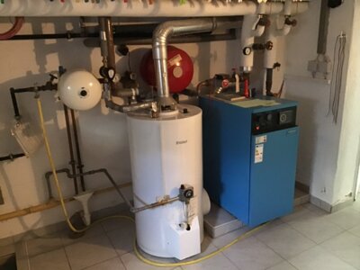 Vorschaubild: Gas-Niedertemperaturkessel (Heizung und Pufferspeicher mit eigenem Gasanschluss)