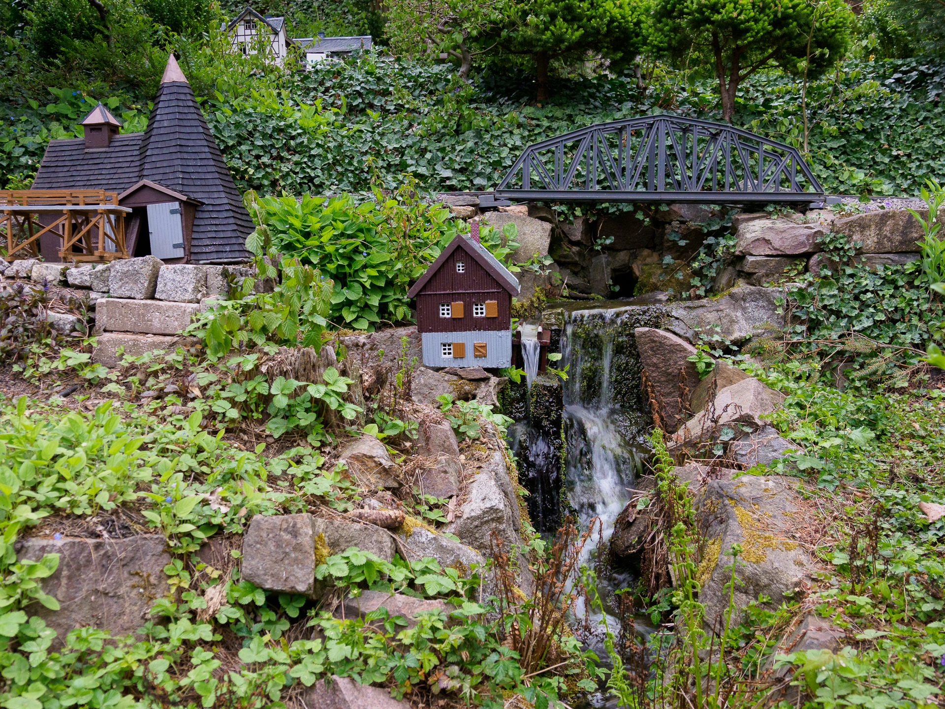Peter Haider Wasserfall am Pferdeg&ouml;bel  (Bild vergr&ouml;&szlig;ern)