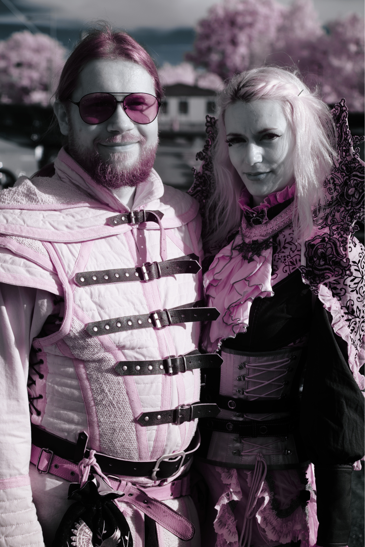 Felix Fischer - Traumpaar in pink  (Bild vergr&ouml;&szlig;ern)