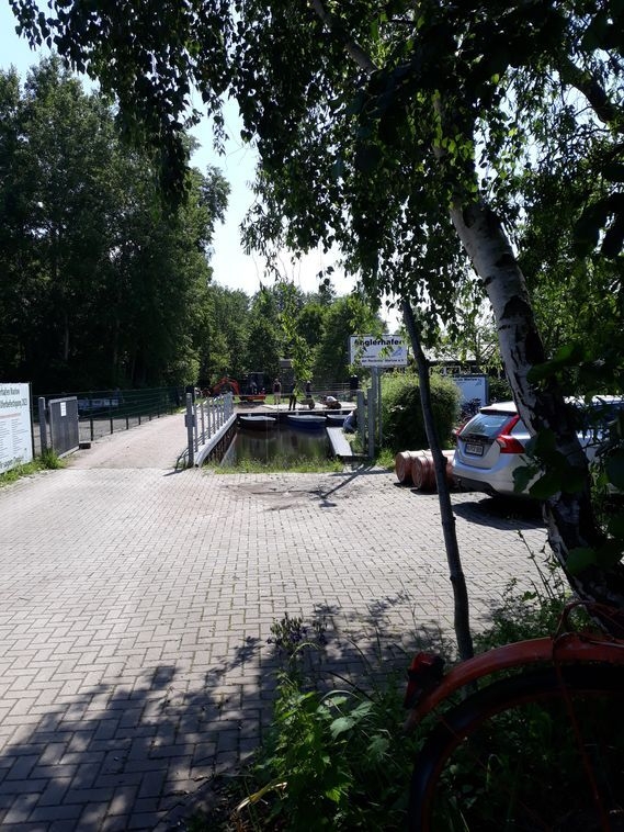 Foto der Galerie: Erneuerung Parkplatz und Tanzfläche Mai / Juni 2024