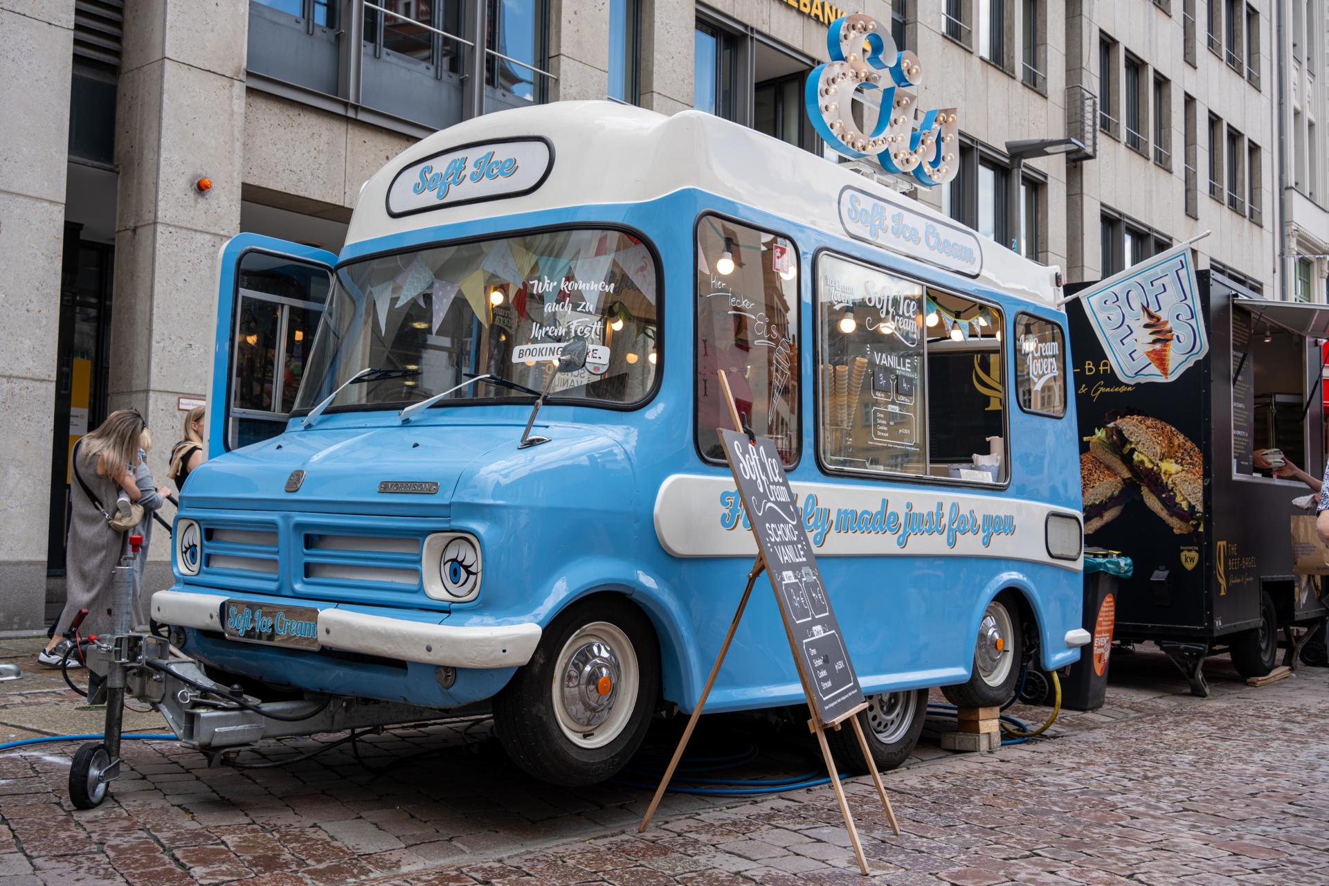 Eiswagen  (Bild vergr&ouml;&szlig;ern)