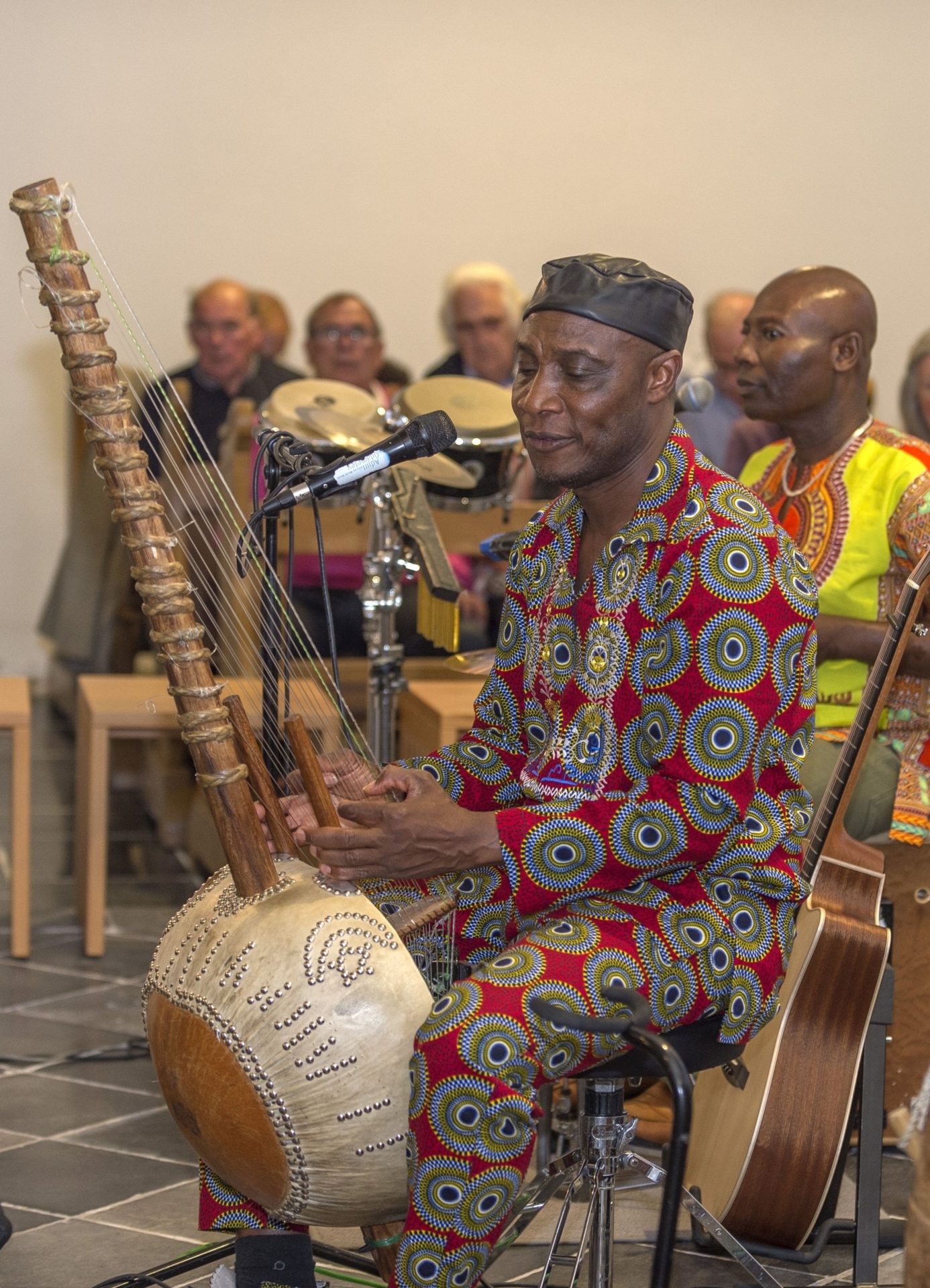Bild: 2024, Adjiri Odametey Trio, „Afrikanische Weltmusik: Ekonklo - on the other side