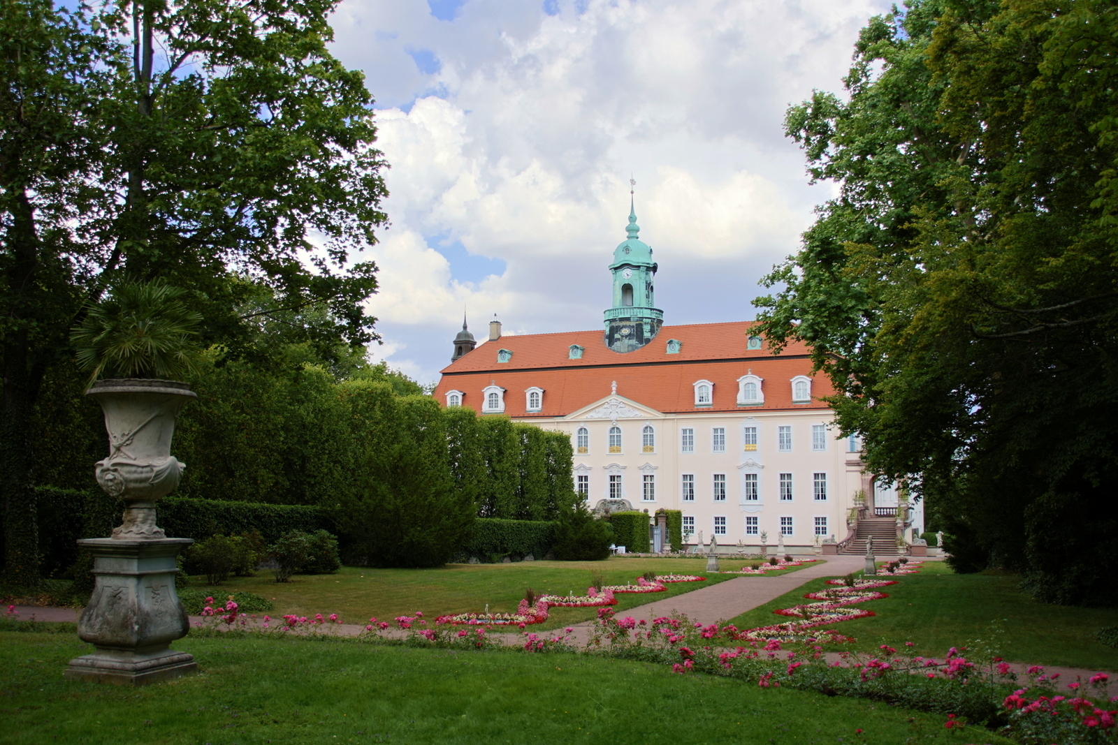 Peter Sekyra - Schlossansicht  (Bild vergr&ouml;&szlig;ern)