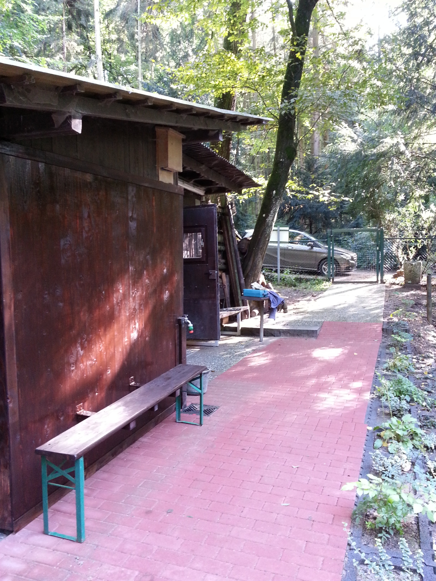 Bild: Wand Hütte 2