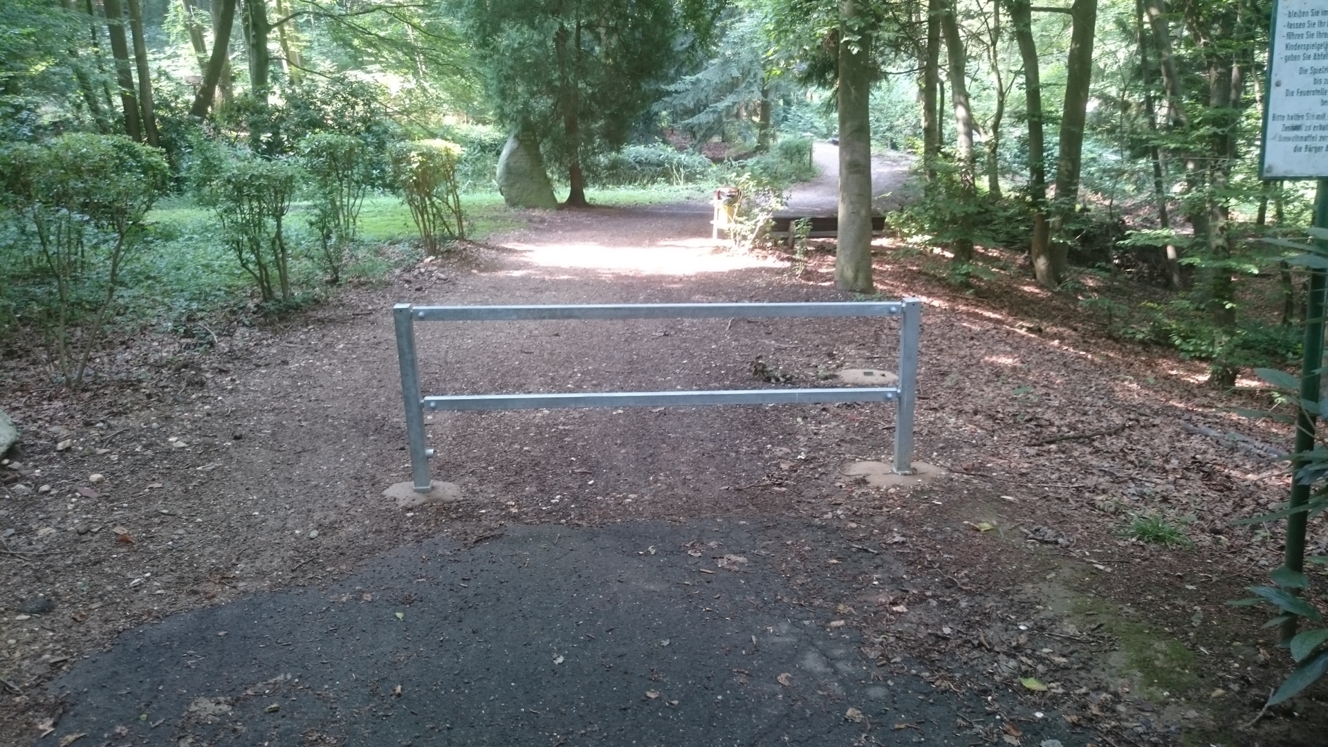 Bild: schranke