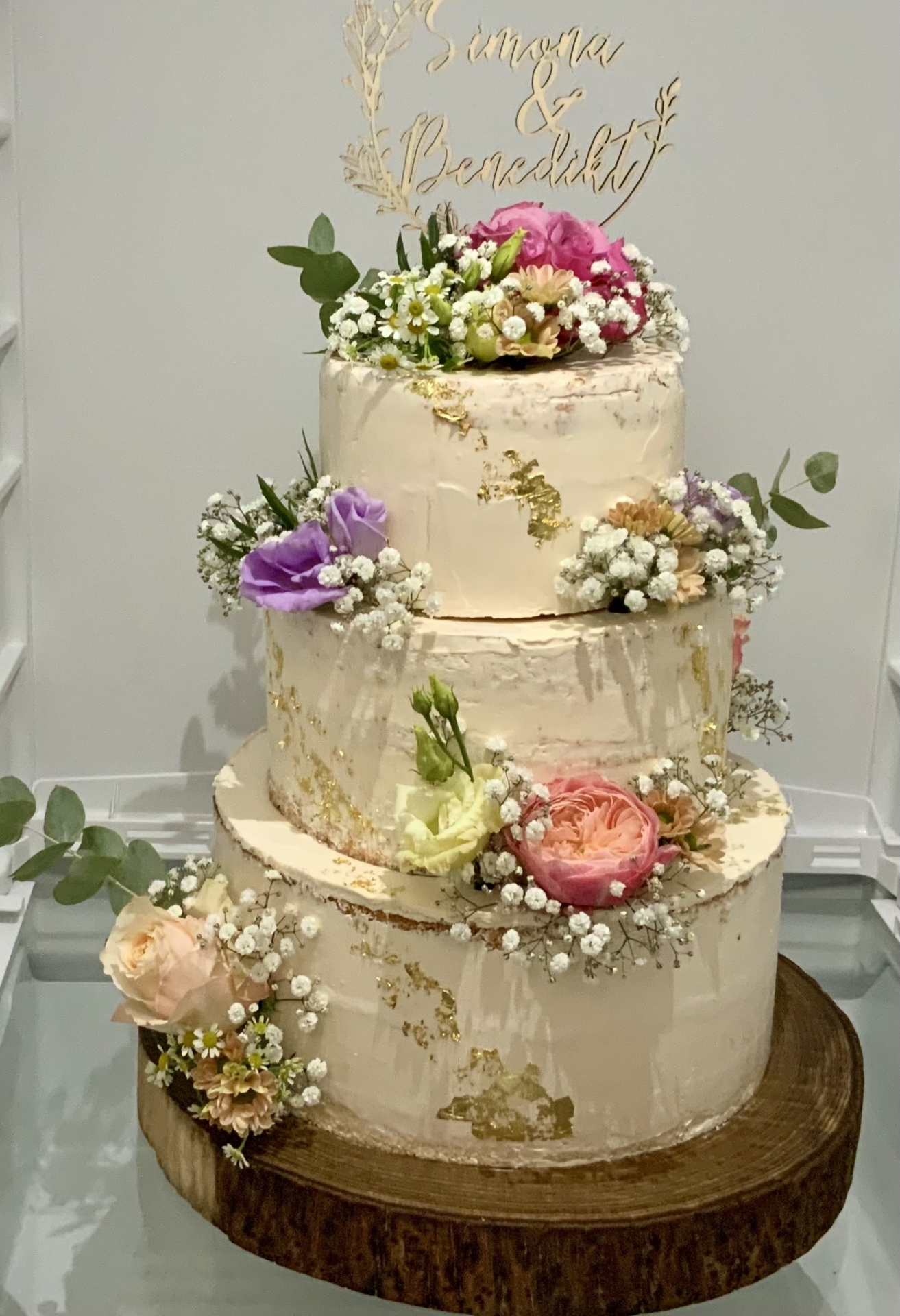 Bild : Die Hochzeitstorte ist ein Meisterwerk