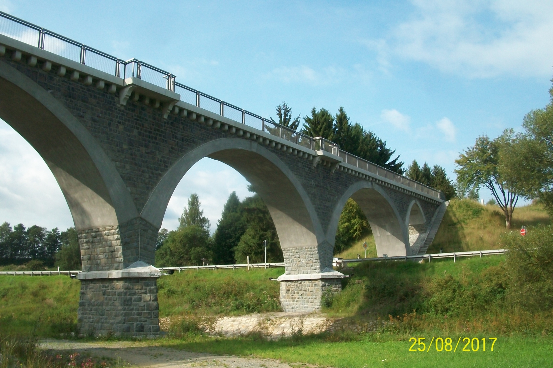 Bild : Brücke Naila Radweg
