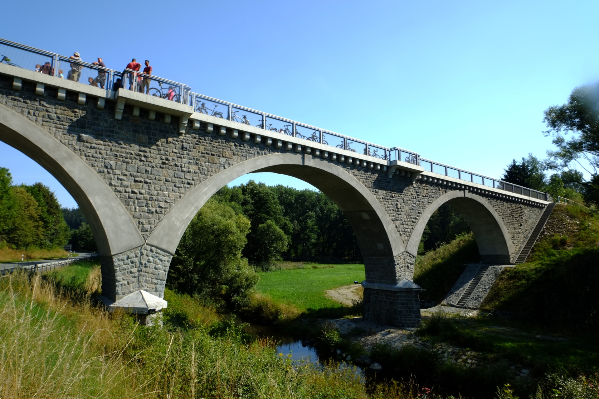 Bild : Brücke Naila Radweg