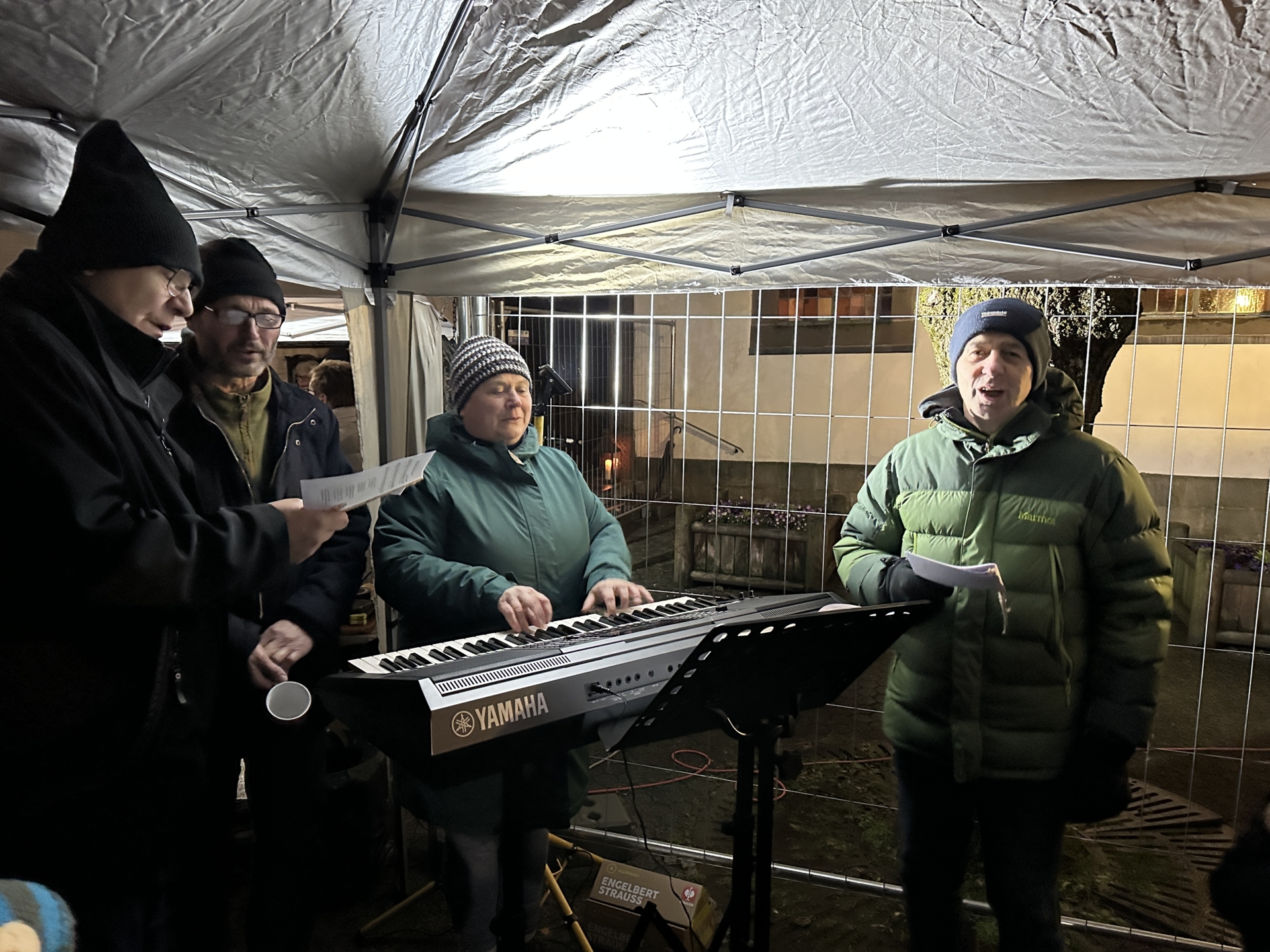 Foto der Galerie: Singen unterm Weihnachtsbaum 2024