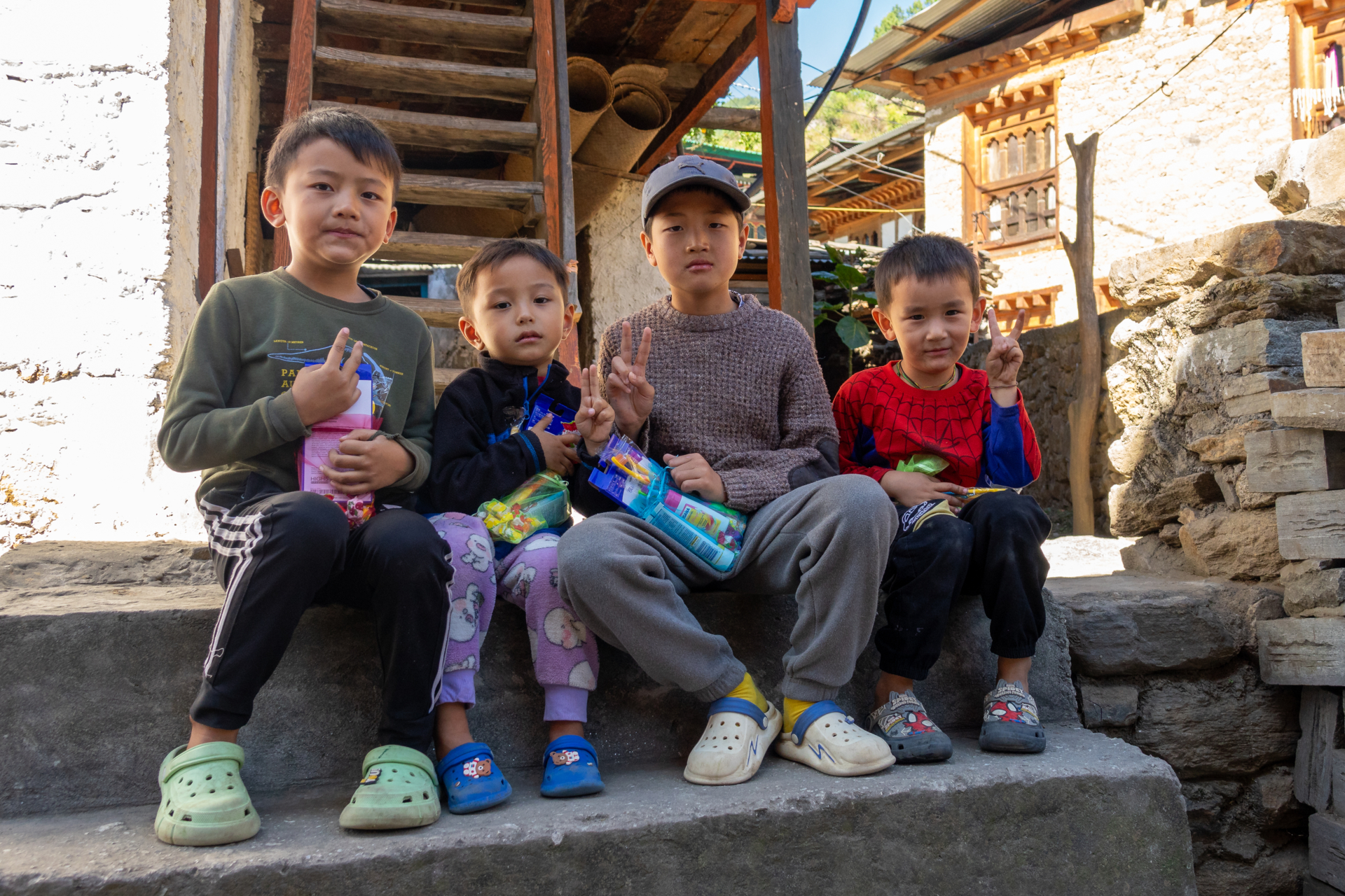 Menschen in Bhutan  (Bild vergr&ouml;&szlig;ern)