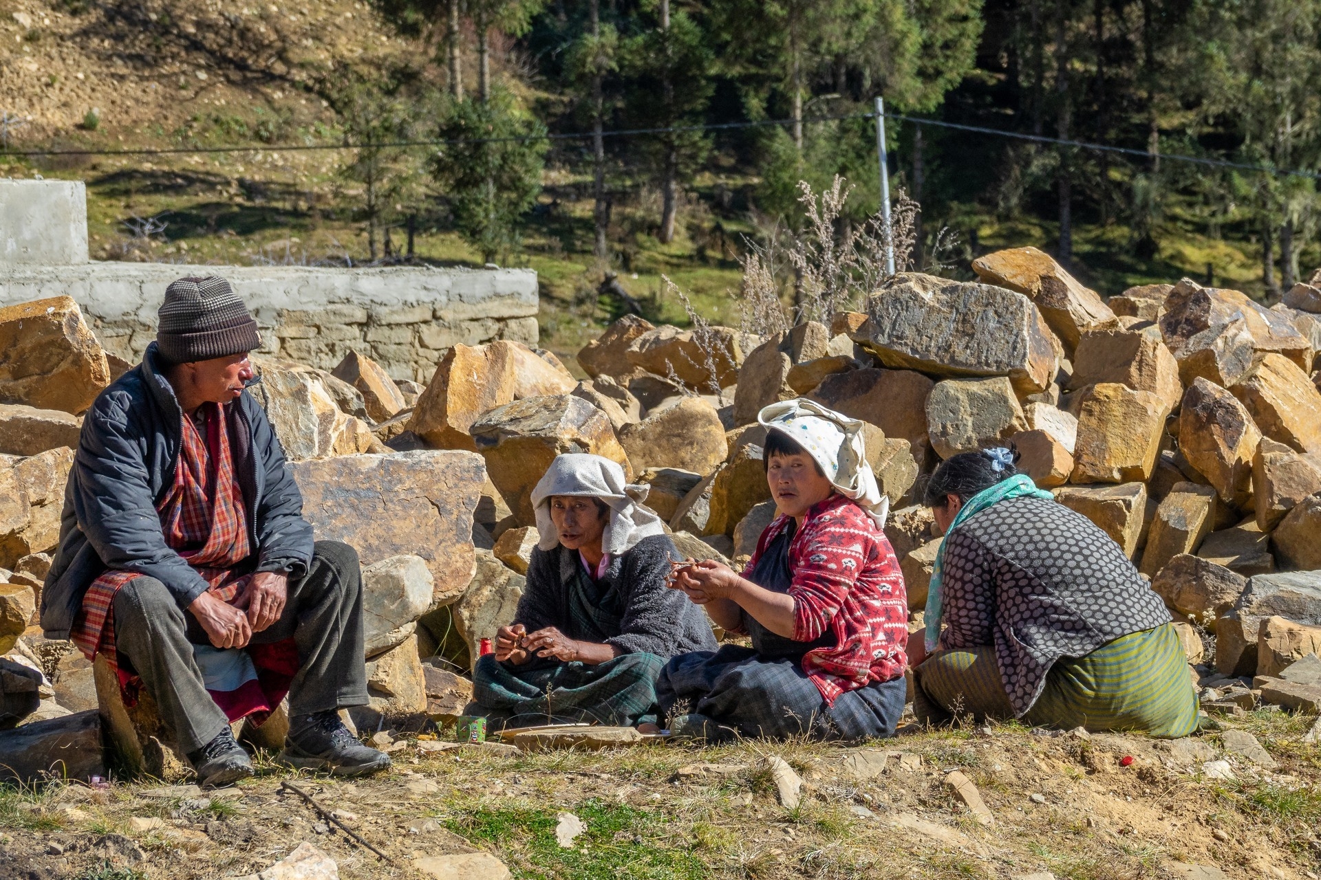 Menschen in Bhutan  (Bild vergr&ouml;&szlig;ern)