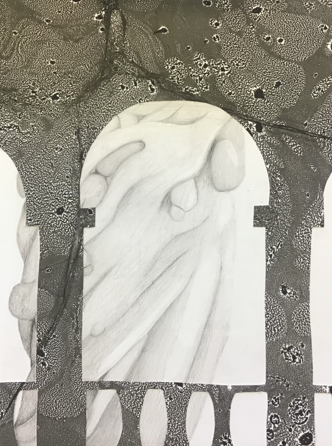 Collage aus Buntstiftzeichnung und marmoriertem Papier LK 11  (Bild vergr&ouml;&szlig;ern)