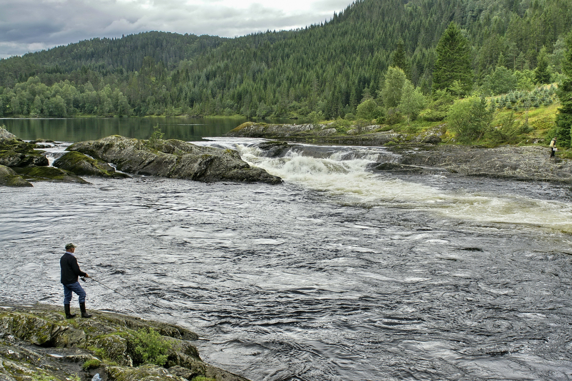 Lachsflu&szlig; in Norway  (Bild vergr&ouml;&szlig;ern)