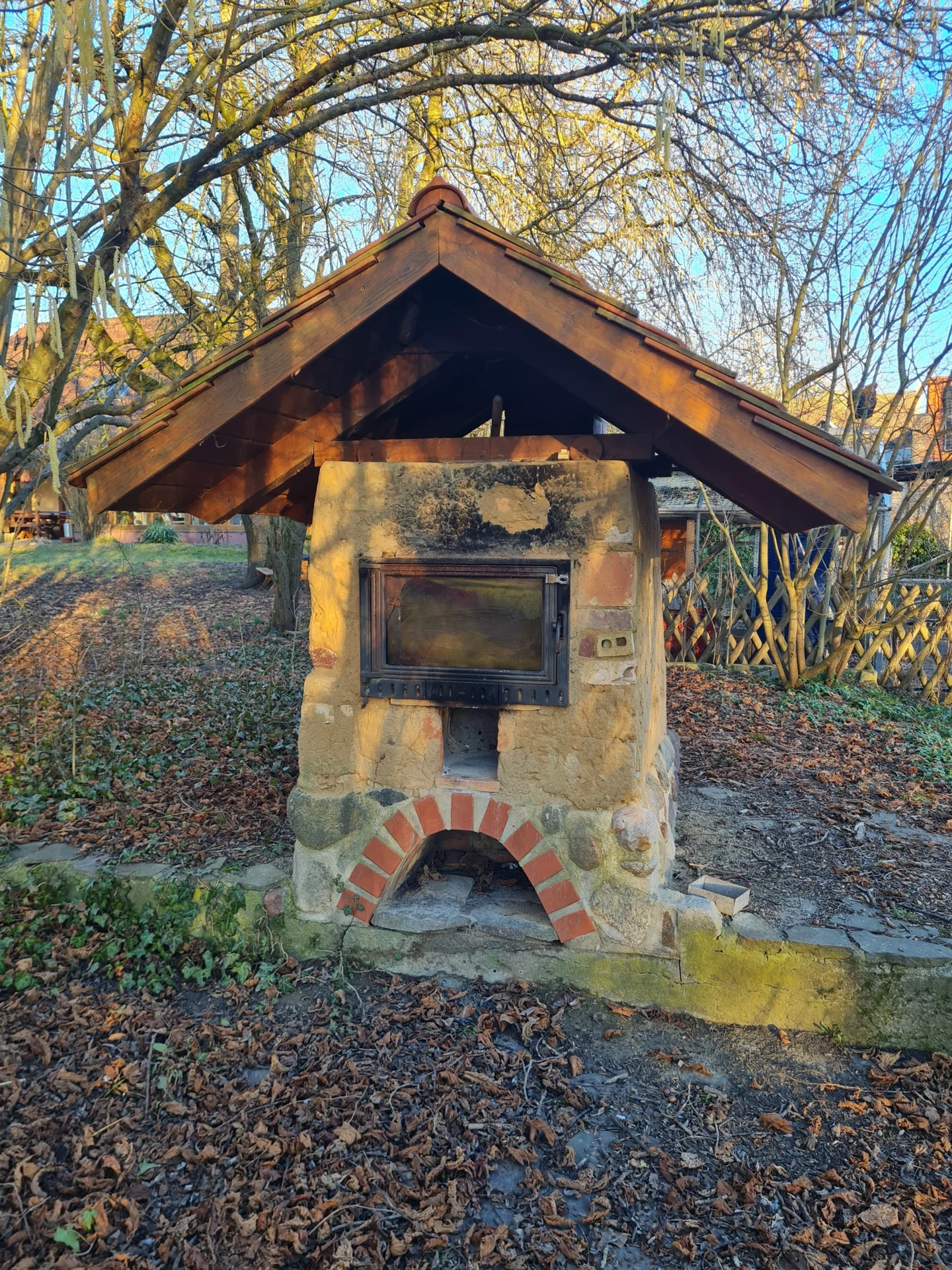 Bild: Friedenshaus in Heinersdorf Lehmbackofen