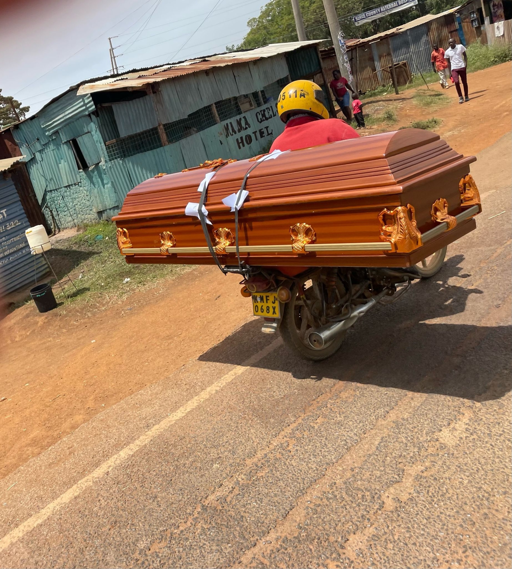 WhatsApp Image 2025-02-12 at 20 03 31 