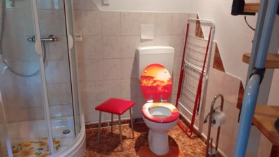 Vorschaubild: Badezimmer mit Dusche