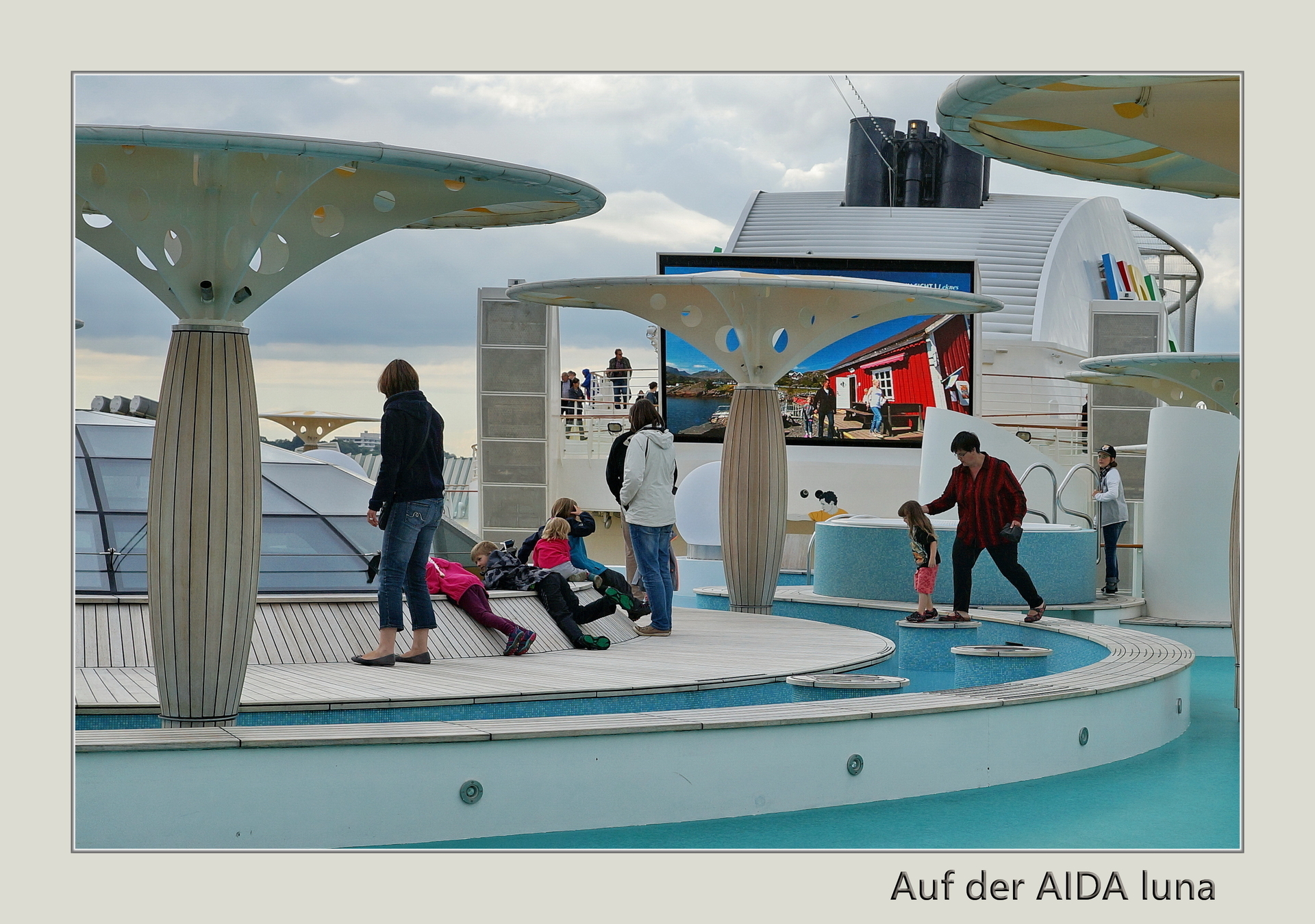 Die Kinder haben Spass  (Bild vergr&ouml;&szlig;ern)