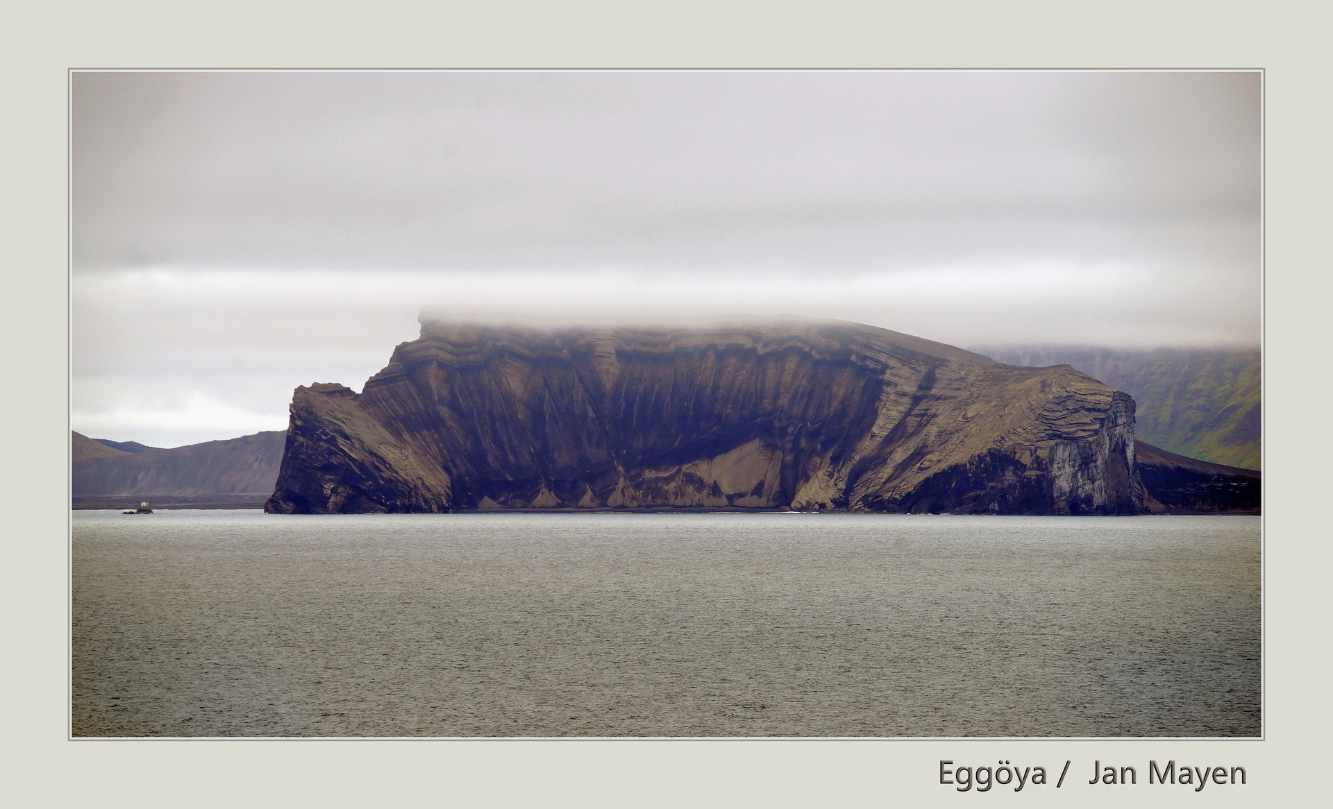 Egg&ouml;ya auf Jan Mayen  (Bild vergr&ouml;&szlig;ern)