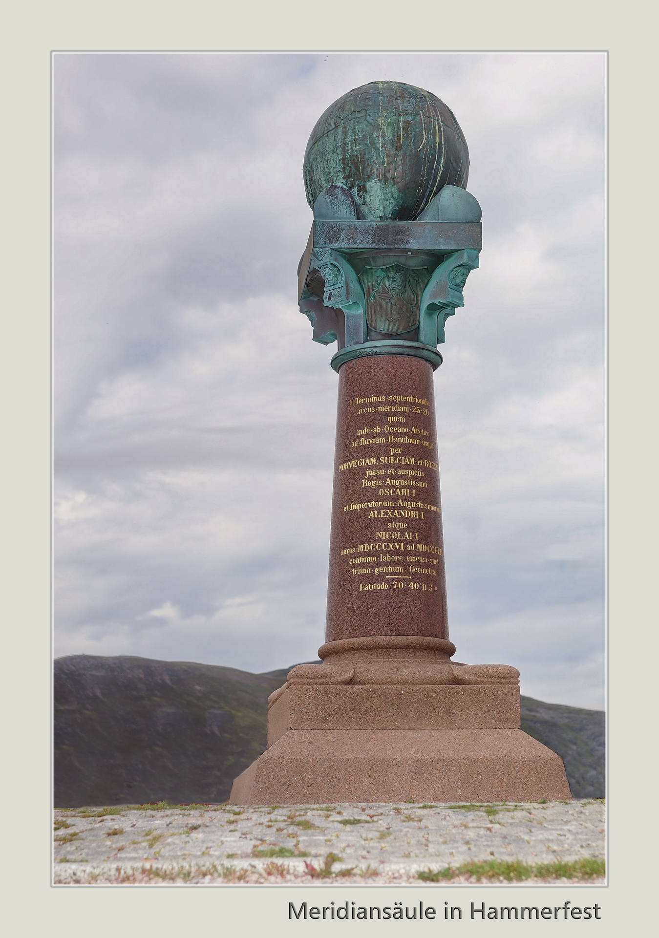 Meridians&auml;ule in Hammerfest  (Bild vergr&ouml;&szlig;ern)