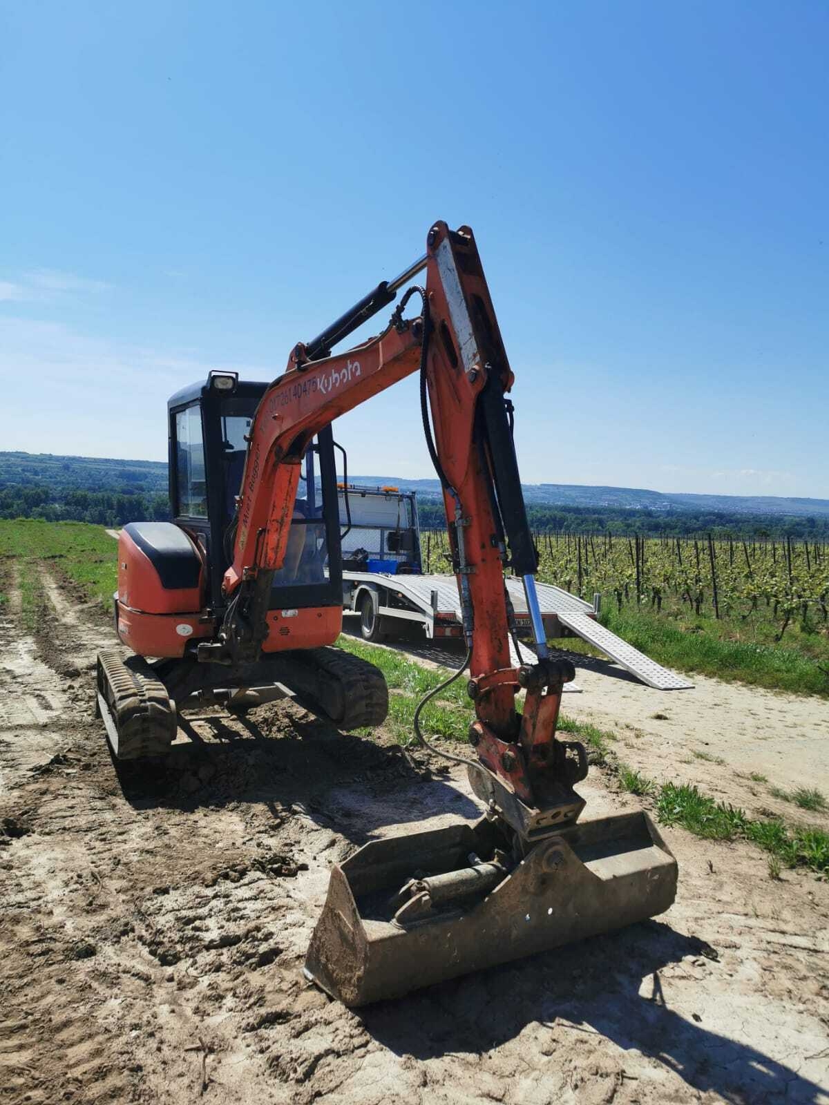 Zur Galerie: Kubota U35 Alpha