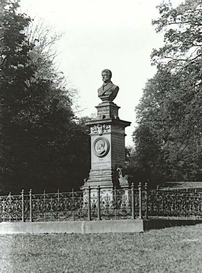 Foto der Galerie: Fotos 1920er und jünger