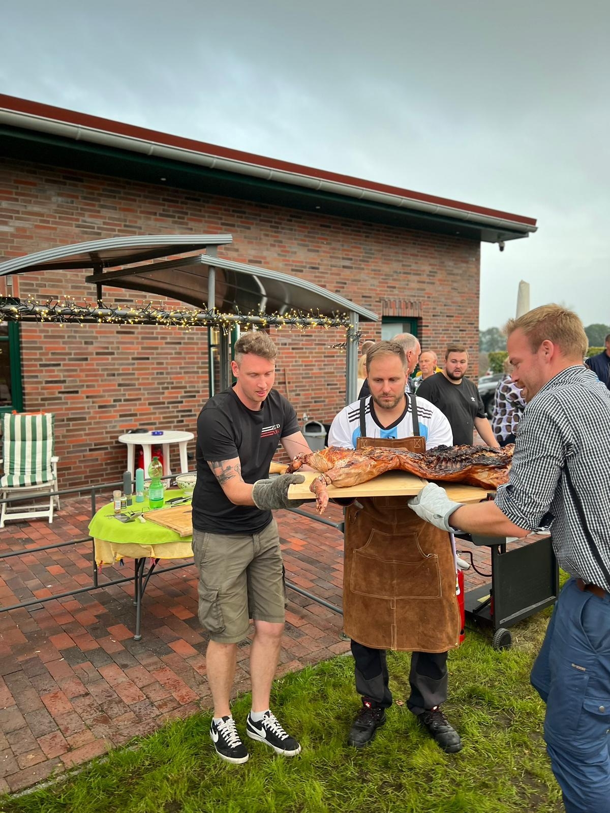 Bild: Serving the whole pig