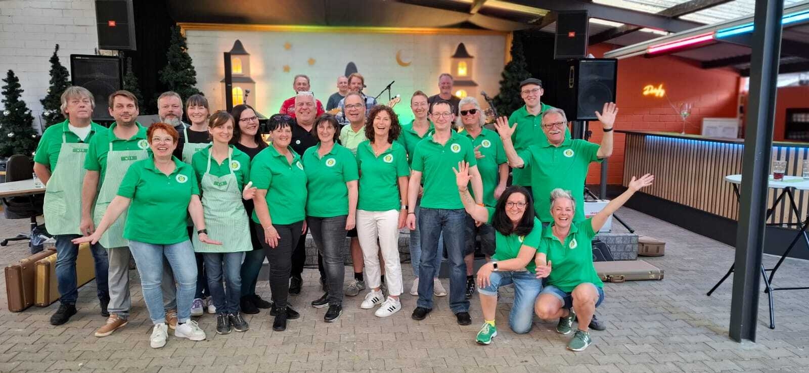 Bild: Das gesamte Helfer-Team