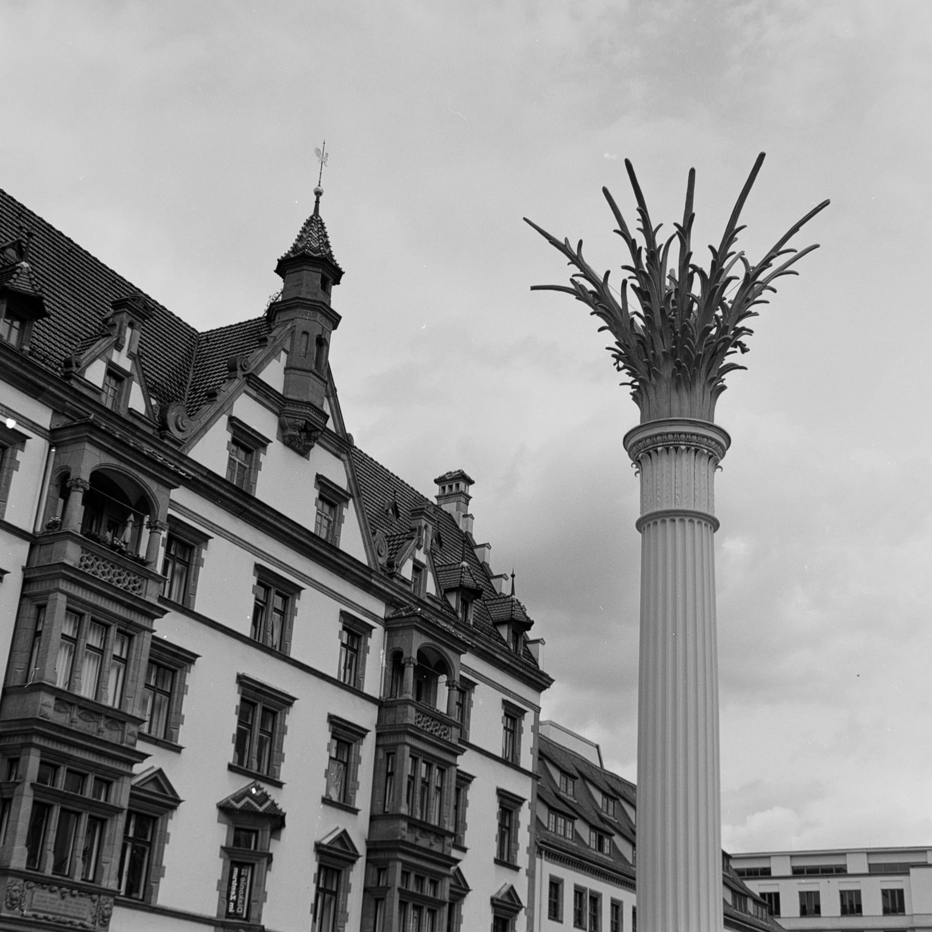 Felix Fischer - Nikolais&auml;ule  (Bild vergr&ouml;&szlig;ern)
