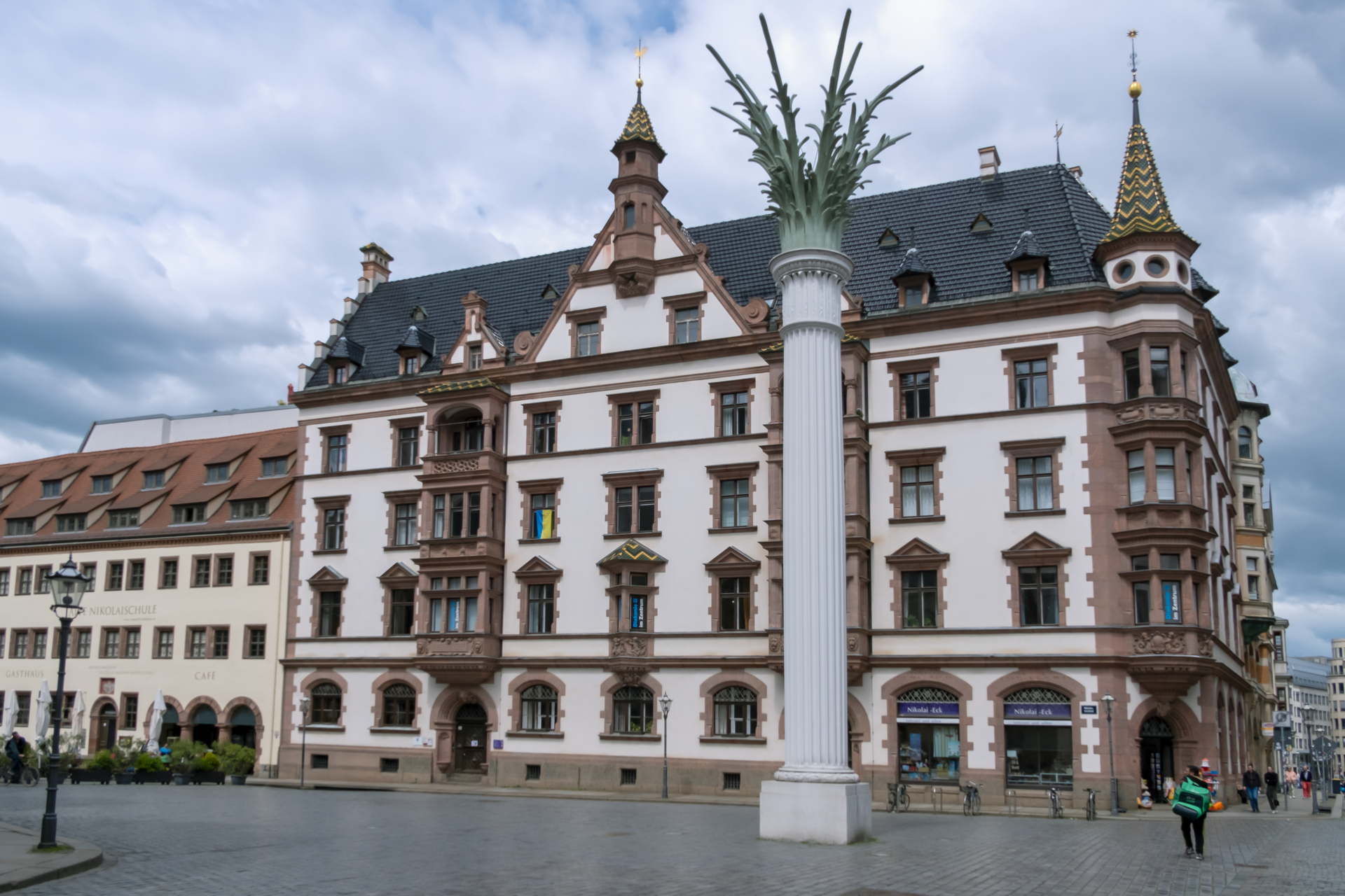 Hans-J&ouml;rg G&uuml;nter - Nicolaikirchhof  (Bild vergr&ouml;&szlig;ern)