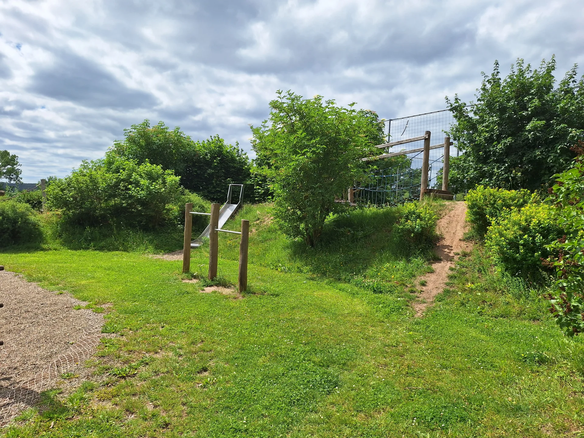 Bild: Spielplatz Cottenbach