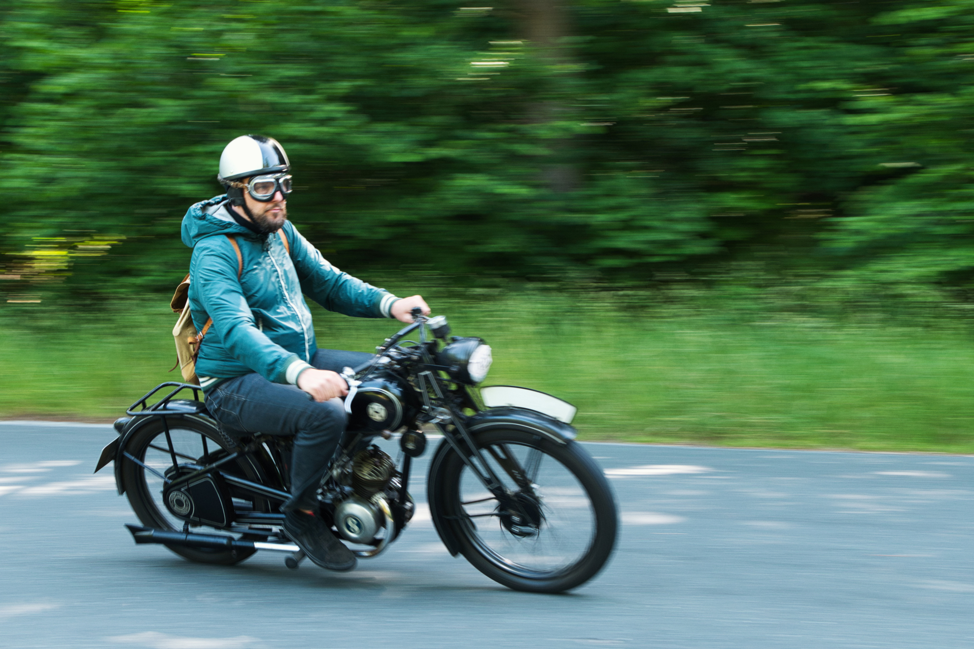 Felix Fischer - Oldtimer Rallye 05  (Bild vergr&ouml;&szlig;ern)