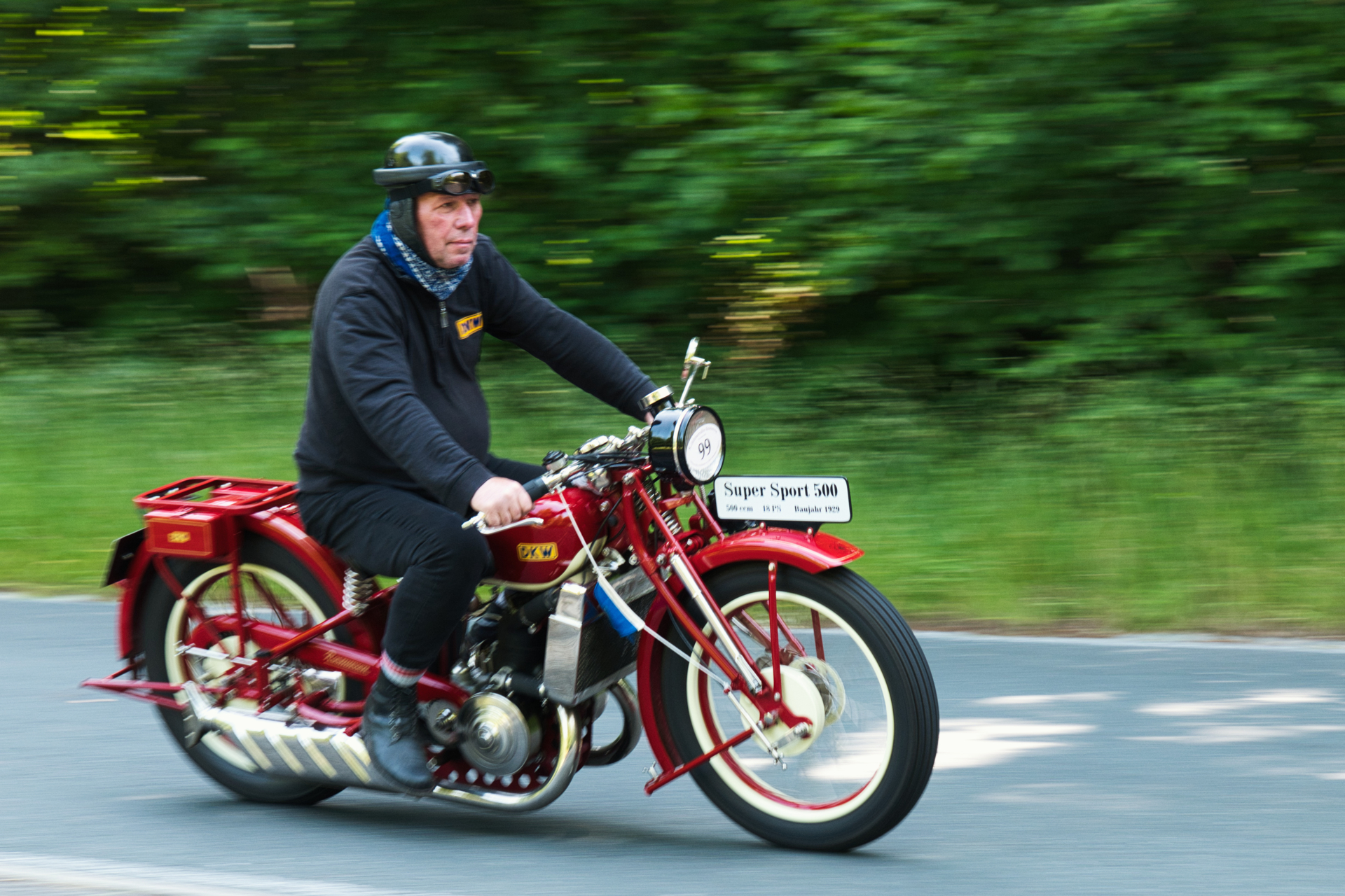 Felix Fischer - Oldtimer Rallye 08  (Bild vergr&ouml;&szlig;ern)