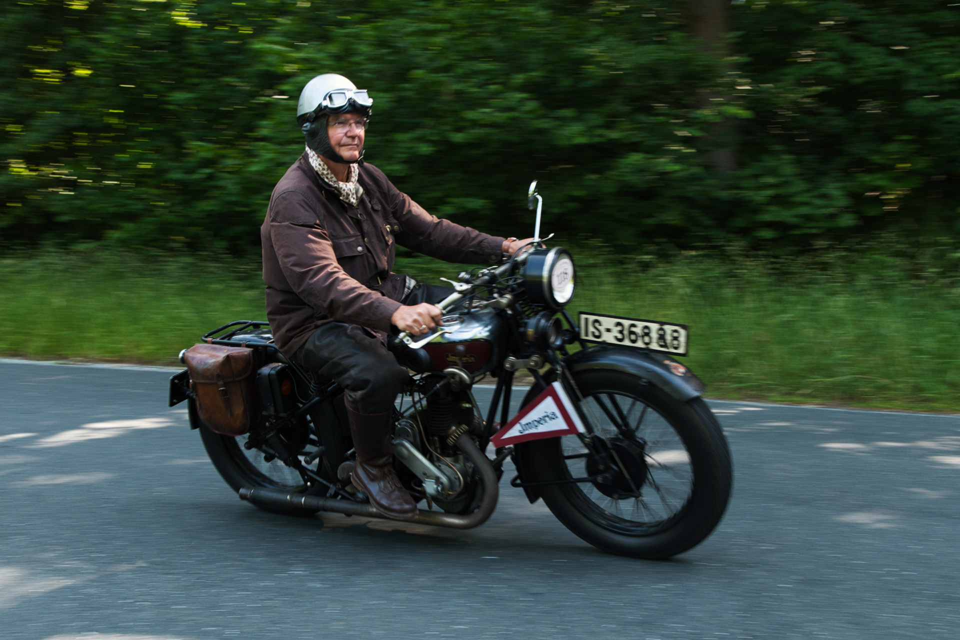 Felix Fischer - Oldtimer Rallye 15  (Bild vergr&ouml;&szlig;ern)