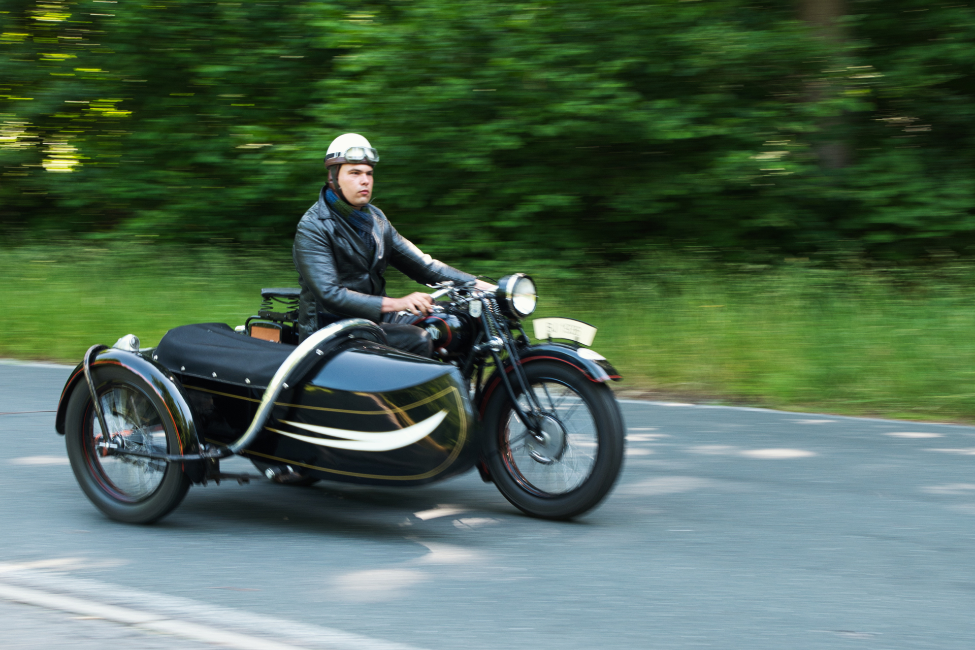 Felix Fischer - Oldtimer Rallye 18  (Bild vergr&ouml;&szlig;ern)