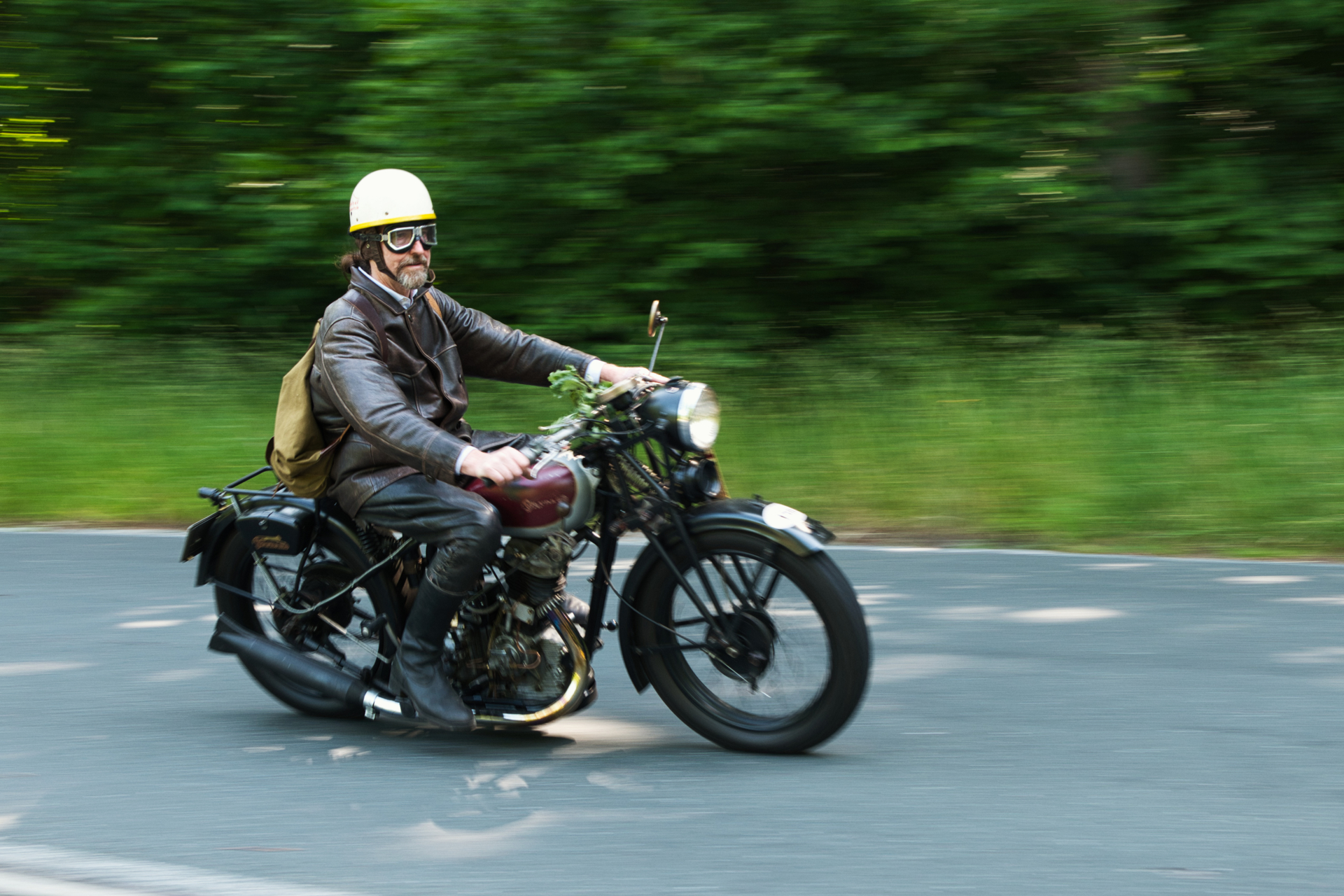 Felix Fischer - Oldtimer Rallye 19  (Bild vergr&ouml;&szlig;ern)