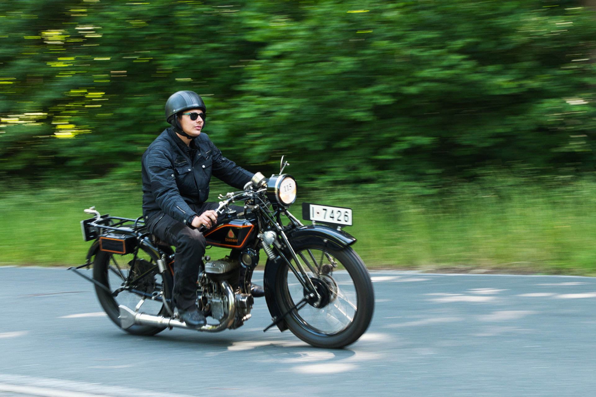 Felix Fischer - Oldtimer Rallye 23  (Bild vergr&ouml;&szlig;ern)