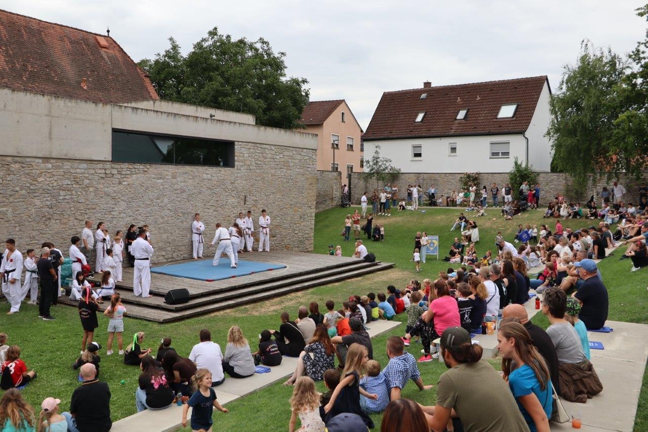 Foto der Galerie: Dorffest