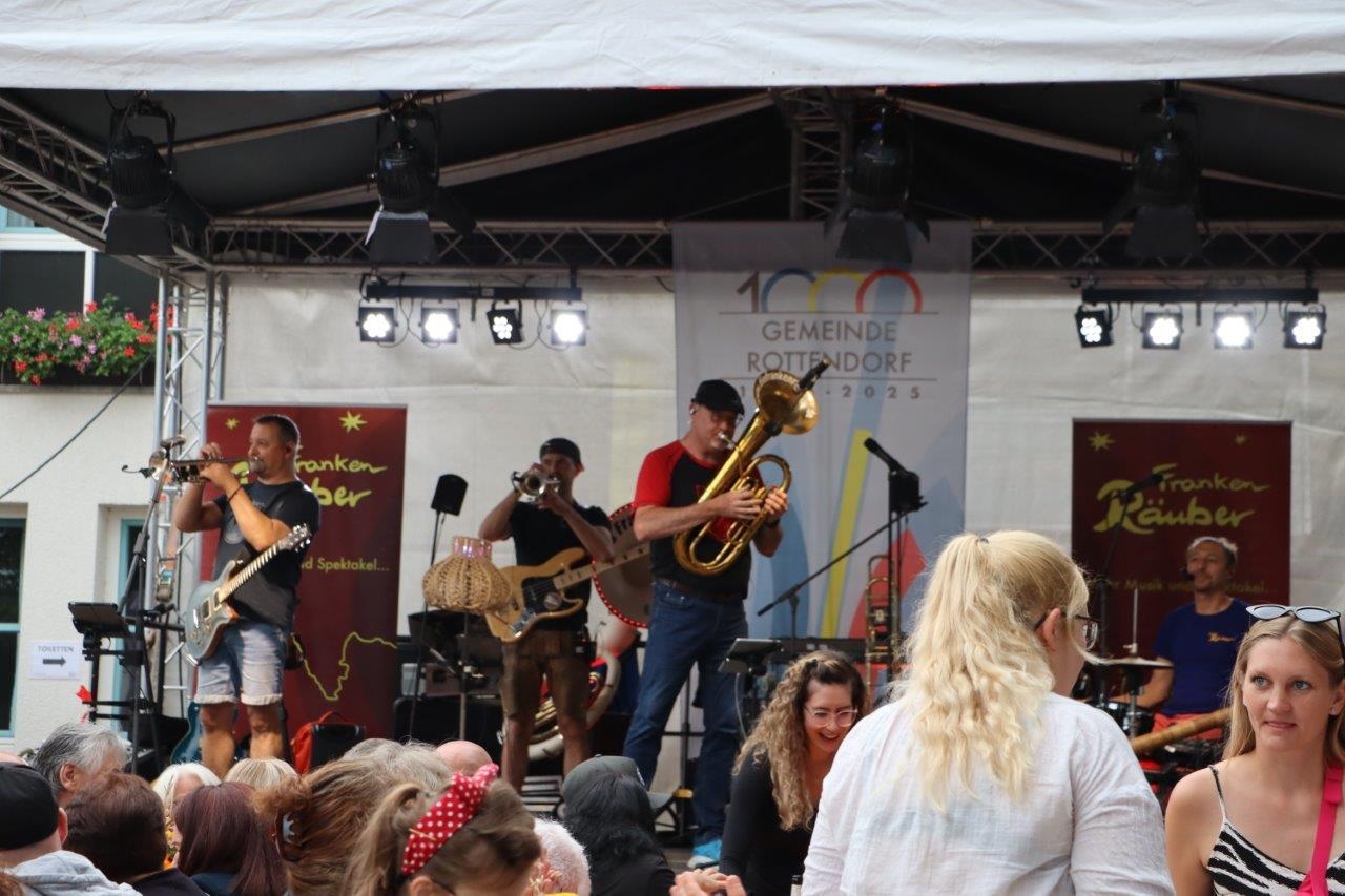 Foto der Galerie: Dorffest