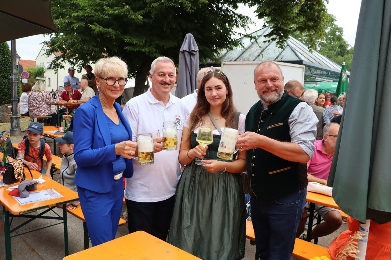 Foto der Galerie: Dorffest