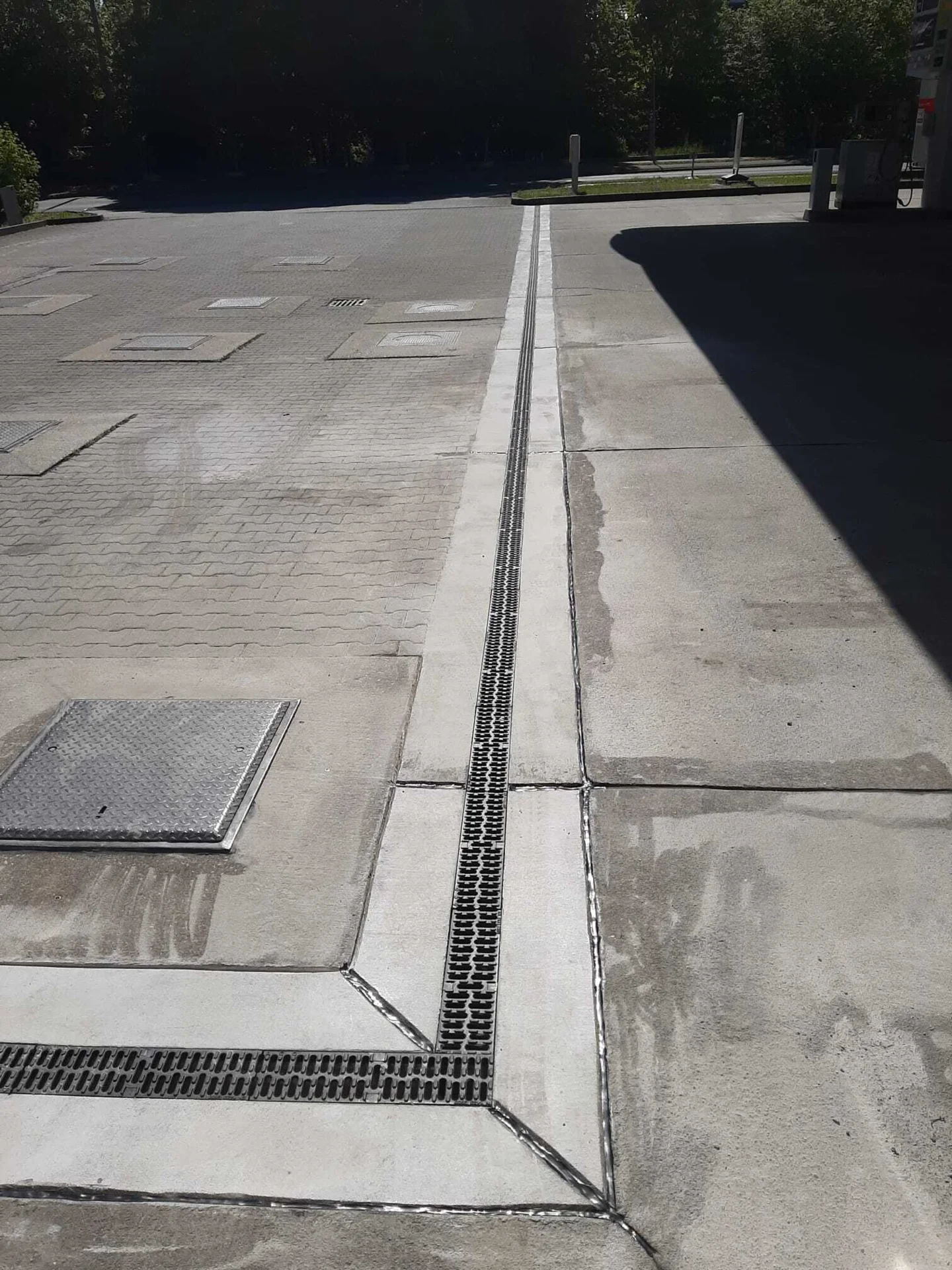 Bild: 3 - Rinnenumbau Betonfundament ACO - ACO Rinnentausch Tankstelle - ACO Rinne r Str