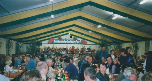 Foto der Galerie: 01 Schlachtplattenfest 2002