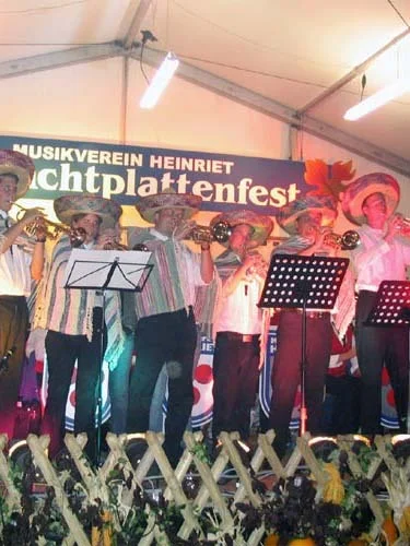 Foto der Galerie: 04 Schlachtplattenfest 2005