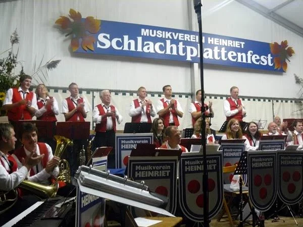 Foto der Galerie: 06 Schlachtplattenfest 2008