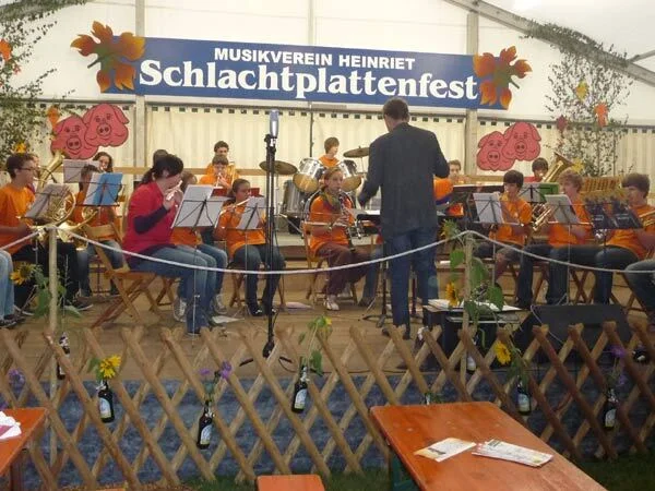 Foto der Galerie: 08 Schlachtplattenfest 2011