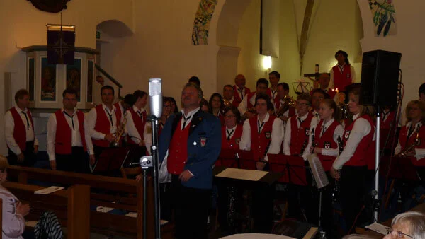 Zur Galerie: 06 Kirchenkonzert 2013
