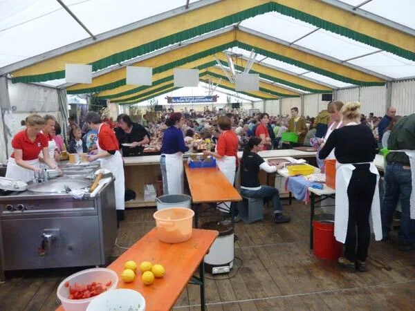 Foto der Galerie: 04 Schlachtplattenfest 2014