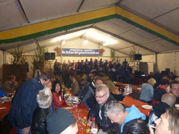 Foto der Galerie: 04 Schlachtplattenfest 2014