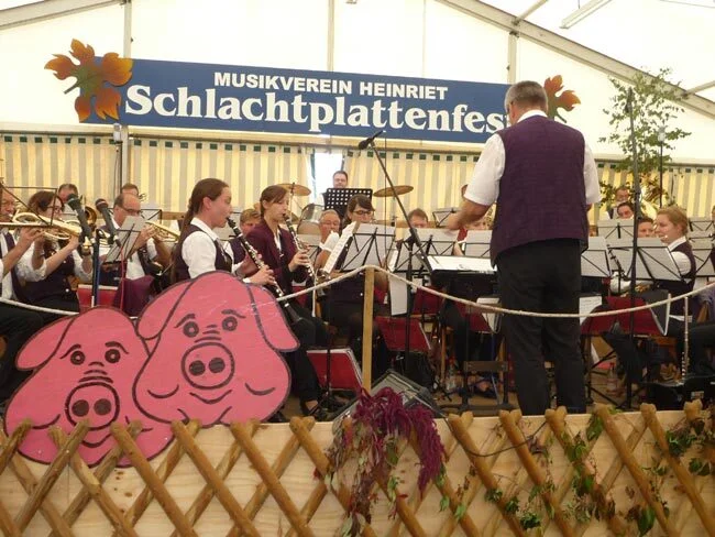 Foto der Galerie: 04 Schlachtplattenfest 2015
