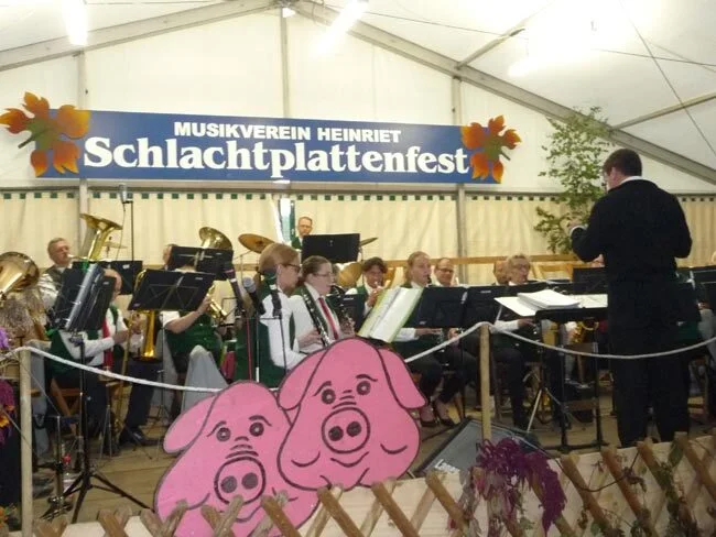 Foto der Galerie: 04 Schlachtplattenfest 2015